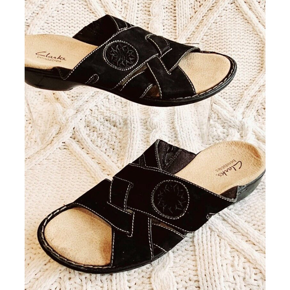 CLARKS Womens Bendables Black Leather Slip On Comfort Sandals Size 7.5‎ WIDE - Picture 1 of 5